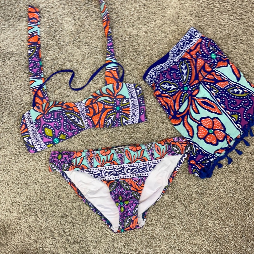 Trink Turk Swimsuit & Shorts